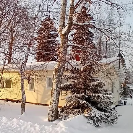Huone Seesteisessae Mummolassa Kalajoki