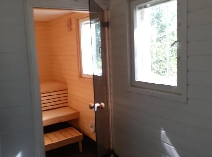 Huone Seesteisessae Mummolassa カラヨキ